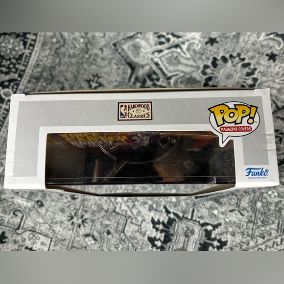 Vince Carter (Toronto Raptors) Funko Pop! NBA SLAM Magazine Cover - Picture 5 of 6
